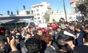 پیکر مطهر شهید آتش‌نشان بر دوش مردم اسلامشهر تشییع شد