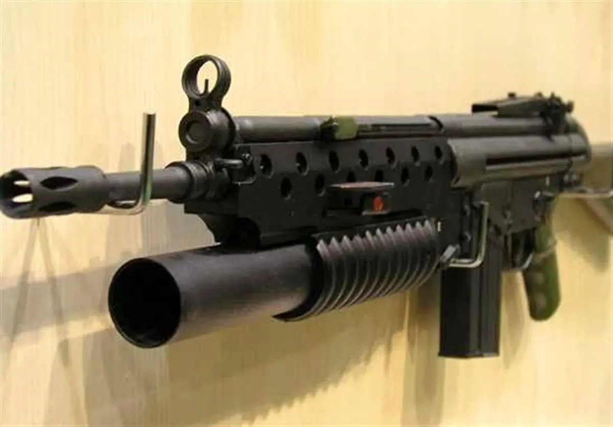 ساخت ایران|نارنجک انداز ۴۰ میلیمتری قابل نصب روی سلاح + عکس