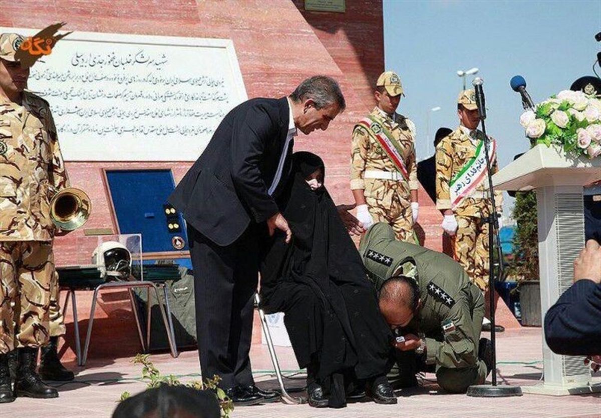 مادر شهید ‌خلبان غفور جدی اردبیلی به فرزندش پیوست