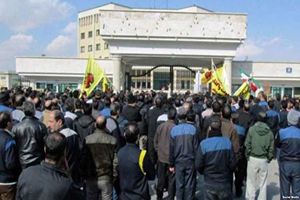حکم 15 نفر از کارگران معترض هپکو صادر شد