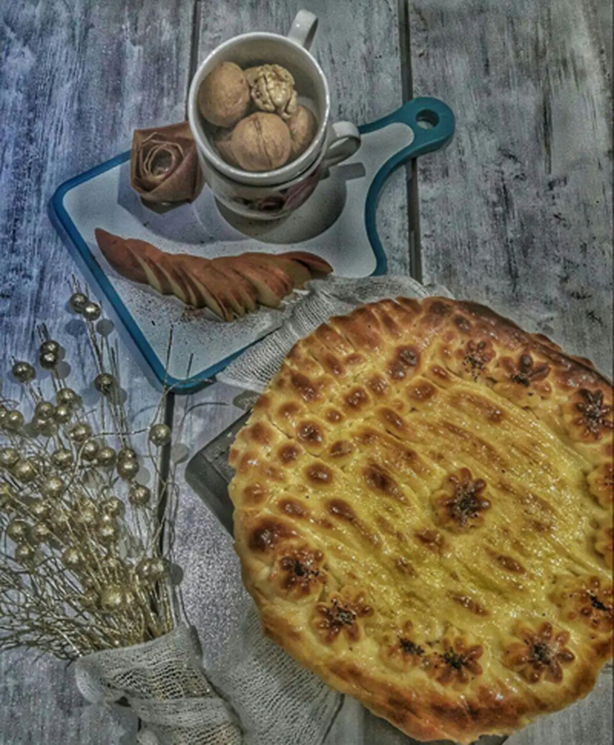 طرز تهیه نان سیب گردو دارچین ( نان پونچيک )