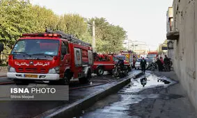 جزئیات عملیات اطفای حریق انباری با اسپری‌های آتشین