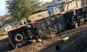 واژگونی اتوبوس در شرق گلستان 32 مصدوم برجای گذاشت