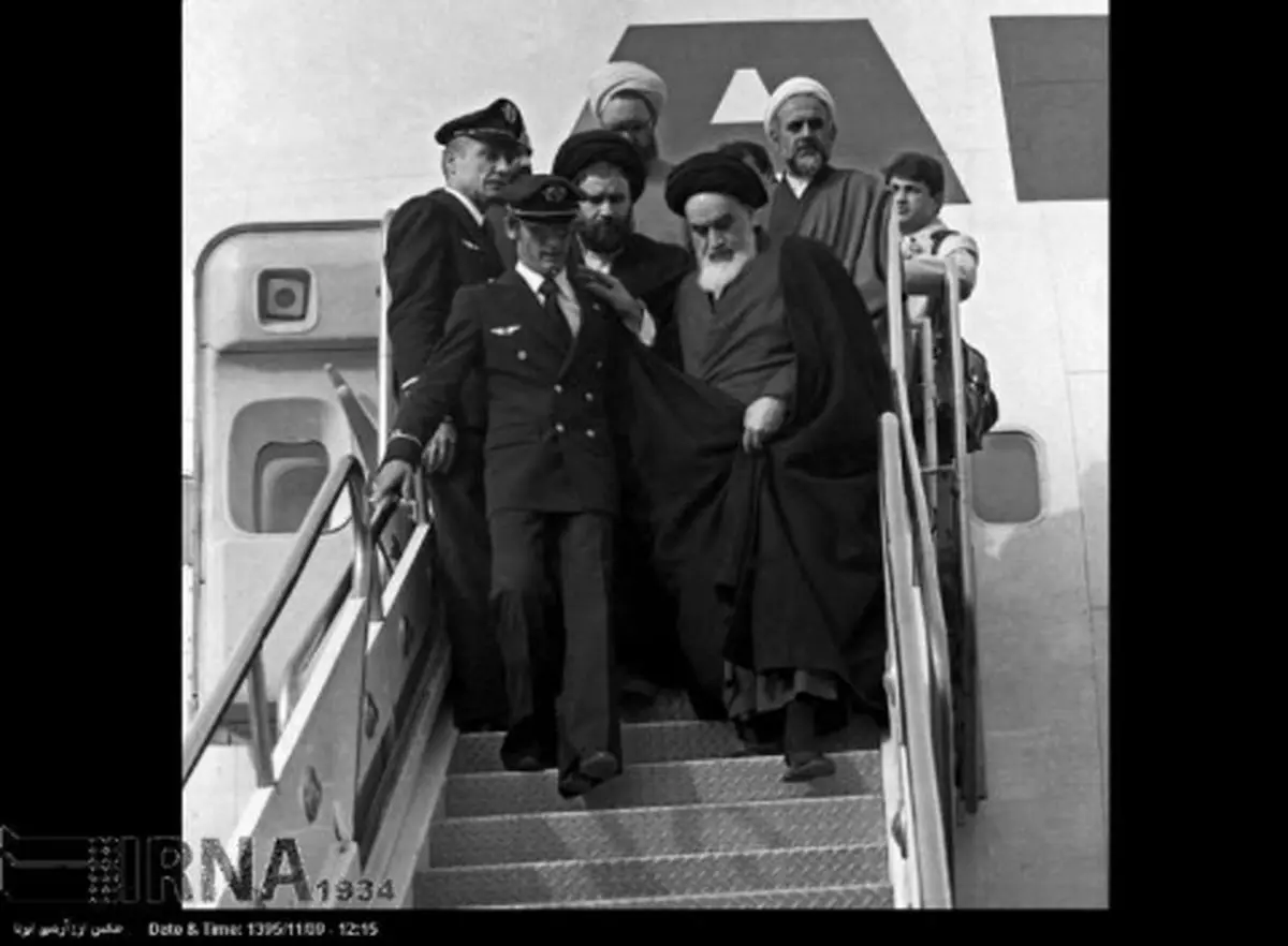 12 بهمن 1357- بازگشت حضرت امام خمینی (ره) به ایران