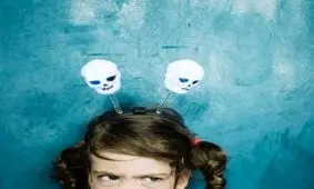 چرا کودک عصبانی و پرخاشگر می شود ؟ + راه حل والدین