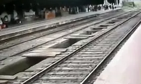 خودکشی فجیع یک جوان به خاطر بی پولی + فیلم