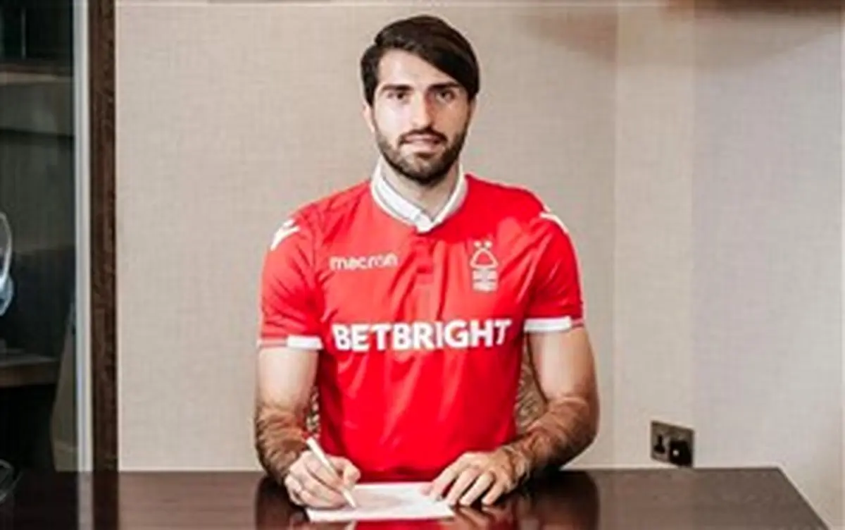 انصاری‌فرد به ناتینگهام فارست پیوست