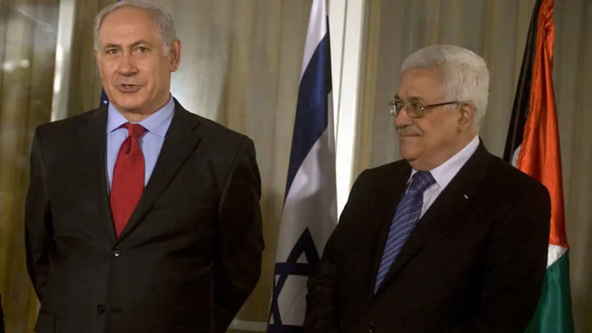 عباس اصرار نتانیاهو برای ازسرگیری مذاکرات صلح را رد می‌کند
