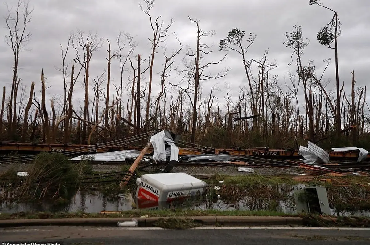 طوفان در ایتالیا 15 کشته برجای گذاشت