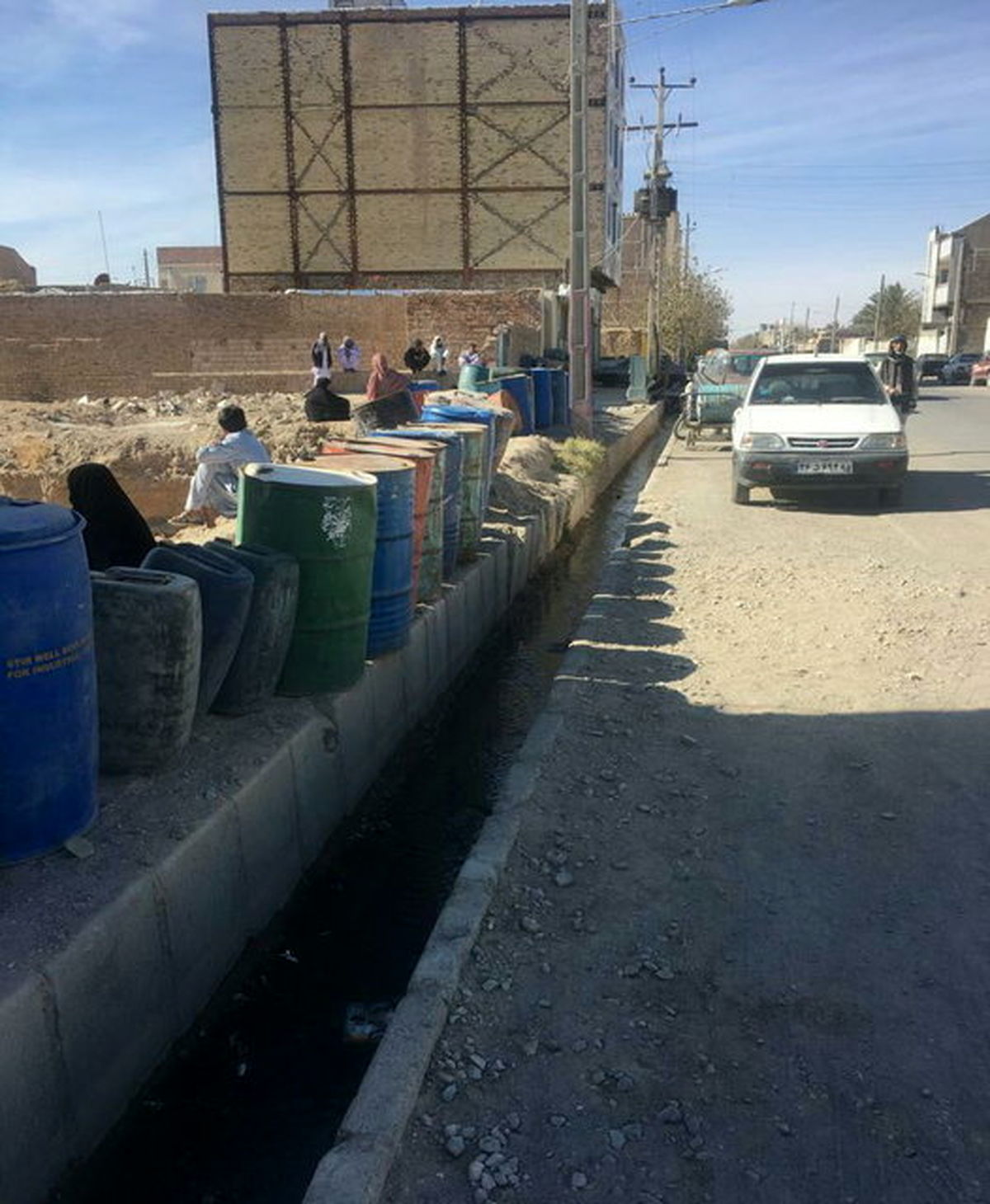 فصل سرما و توزیع نامناسب نفت در فروشندگیهای نفتی خاش