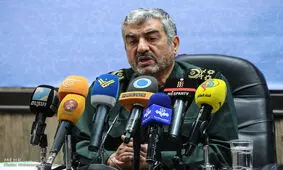 آمریکا در لانه جاسوسی باقی می ماند،انقلاب مابه چهل سالگی نمی رسید