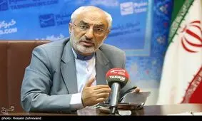 «ما سیاسیون باید خودمان را اصلاح کنیم»