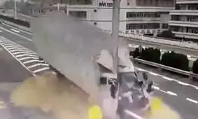 تصادف مرگبار کامیون در اتوبان + فیلم