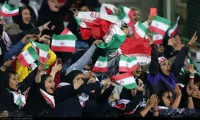 مشاور فدارسیون فوتبال: آماده حضور بانوان در ورزشگاه هستیم