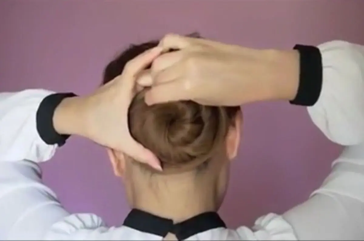 آموزش شینیون شیک و ساده مو در منزل