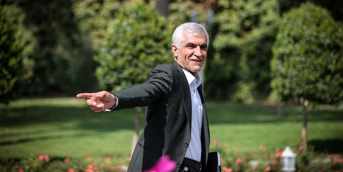 افشانی ۱۰ روز دیگر شهرداری را ترک میکند/استعفایی در کار نیست