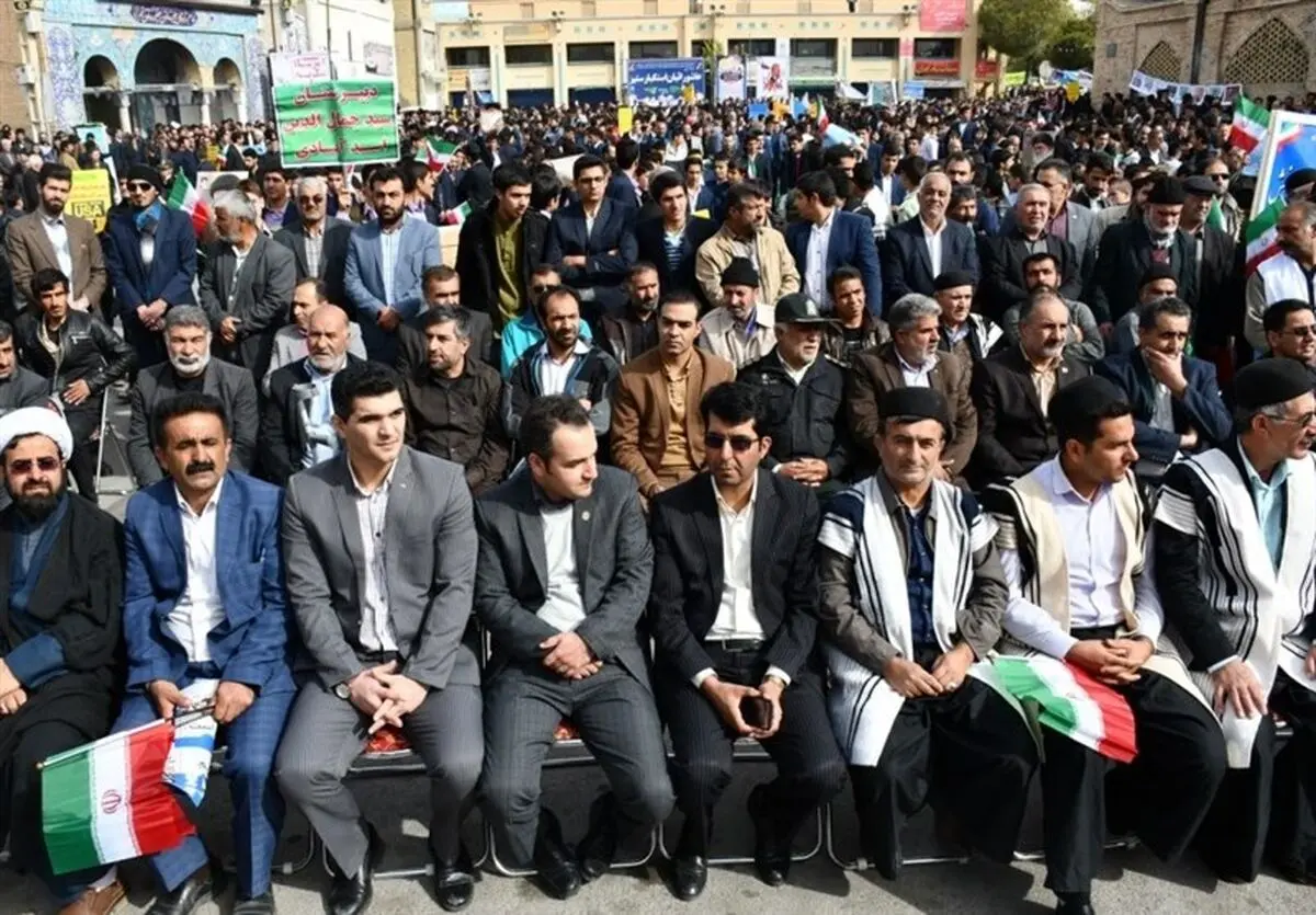 راهپیمایی یوم الله ۱۳ آبان در چهارمحال و بختیاری به روایت تصویر