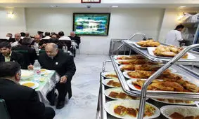 زائران پیاده میهمان امام رضا(ع) می شوند