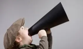 چرا بعضی از کودکان پرحرف هستند؟