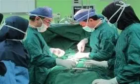 تیم پزشکی جراحان پلاستیک به مداوای رایگان نیازمندان ایلامی می‌پردازند