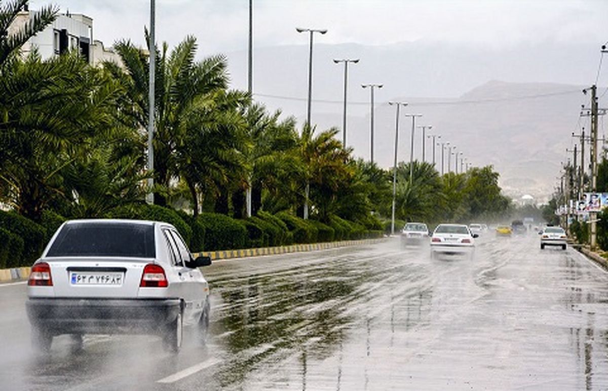 10 شرط مهم برای رانندگي در باران