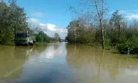 جاری شدن سیل در صومعه سرا/محور پیربازار به ضیابر مسدود است