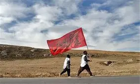 نوجوانی که ۲۰۰ کیلومتر امیرحسین را برای رسیدن به بارگاه منور رضوی هل داد+فیلم