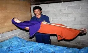 دختر 38 ساله که تبدیل به پینوکیو شد !