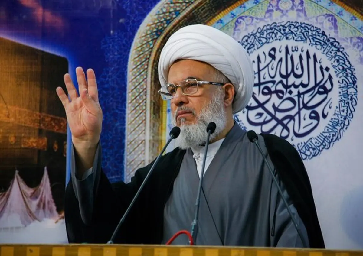 خطیب نماز جمعه کربلا: عقب‌ماندگی عراق نتیجه عملکرد نظام سیاسی کشور است