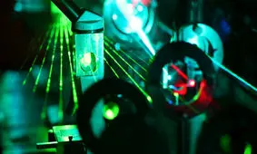 اعلام حضور به فضایی‌ها با شلیک یک لیزر قدرتمند