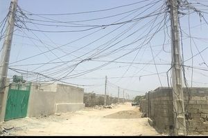 ۵۶۰۰۰ چابهاری در انتظار برق؛ "کودکان حاشیه‌نشین" قربانی سیم‌های لخت برق+ تصاویر