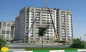 سقوط دختر ۳ ساله از برج ۱۲ طبقه!