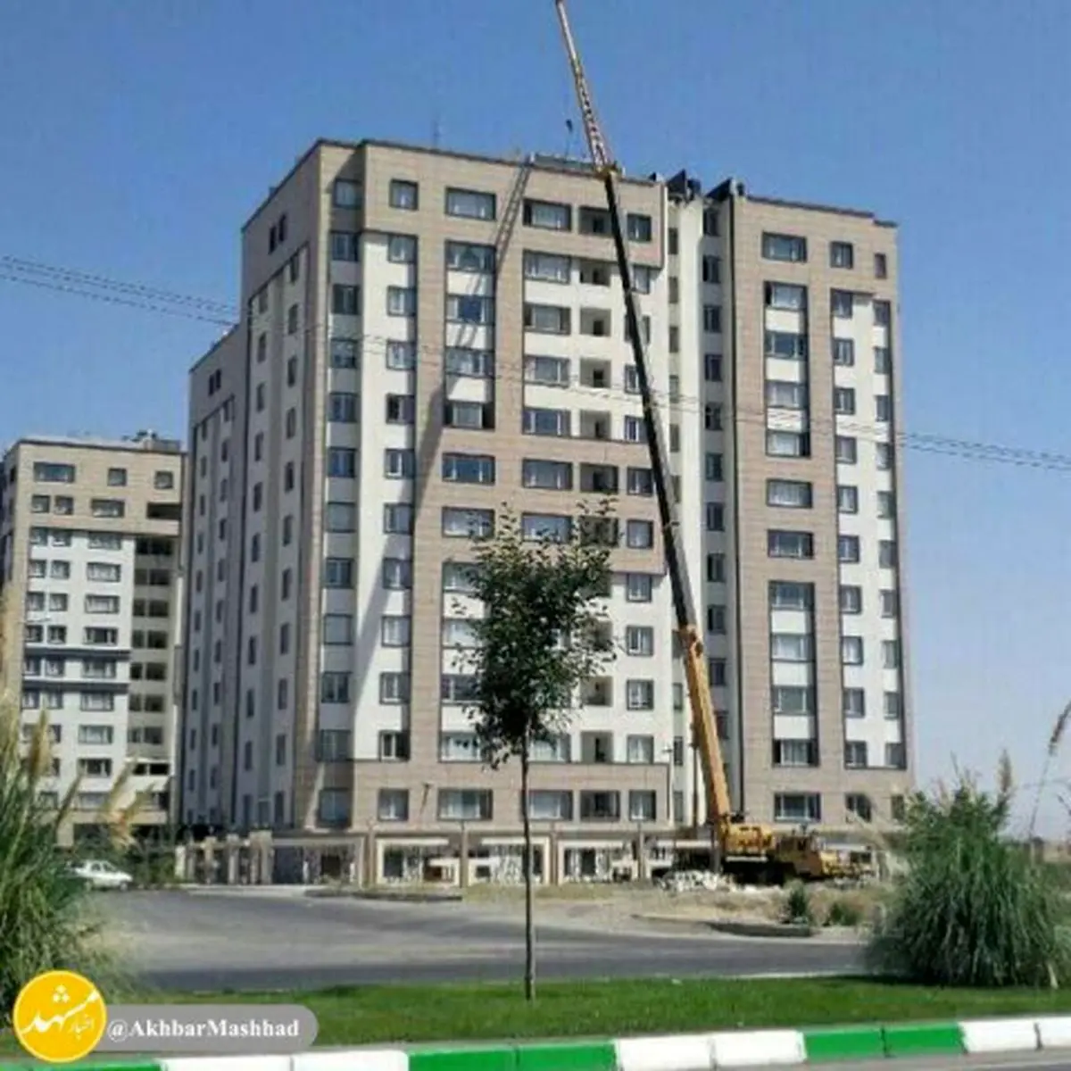 سقوط دختر ۳ ساله از برج ۱۲ طبقه!