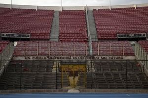 راز صندلیهای خالی استادیوم ملی کشور شیلی