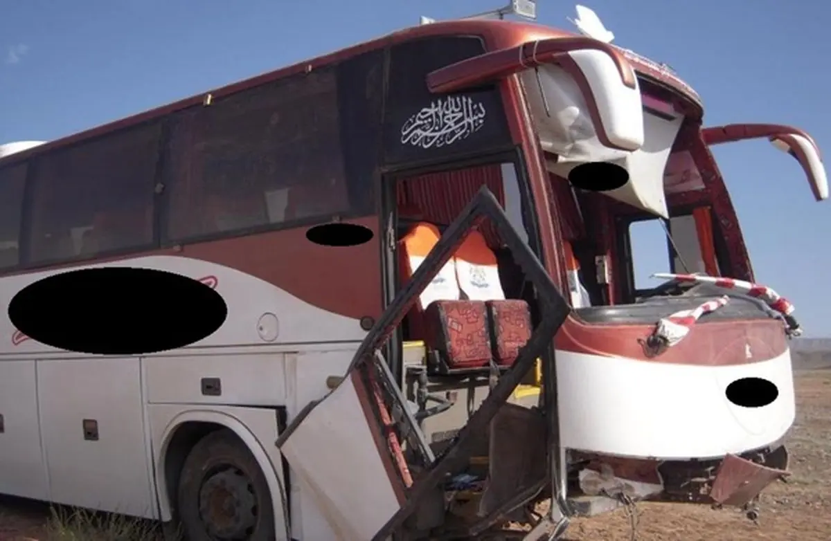 ۳ کشته و زخمی در حادثه واژگونی اتوبوس