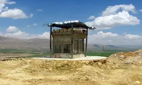 ساخت بقعه امامزاده جدید در کش و قوس مردم و اوقاف