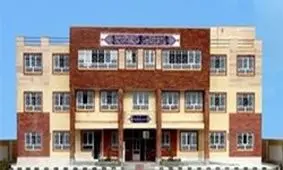 سقوط نافرجام دانش‌آموز گردن معلم را شکست