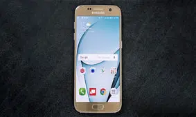 سامسونگ گلکسی اس 10 لایت را با نمایشگر متفاوت عرضه می‌کند