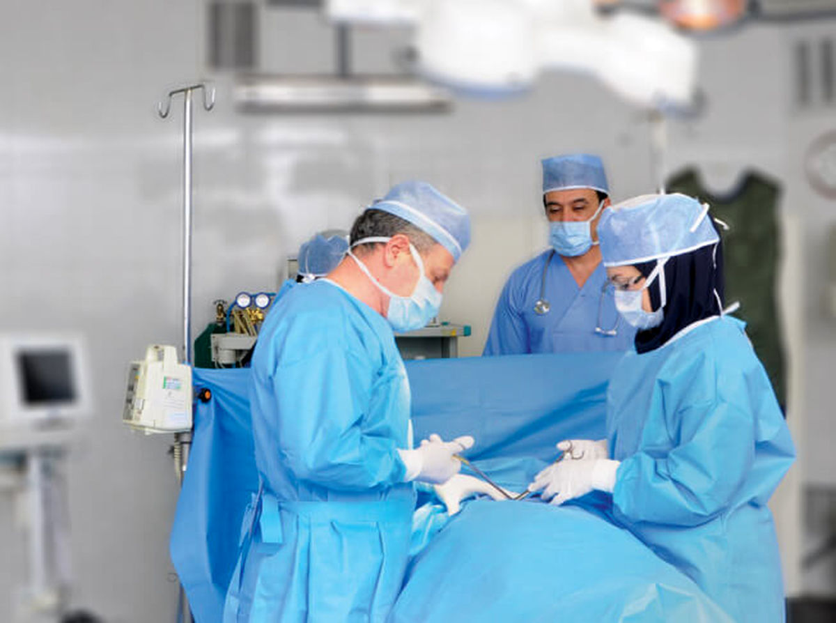 حکم شرعی عمل جراحی زیبایی زن توسط پزشک مرد