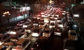 خط "بی.آر.تی" راه آهن به تجریش قفل شد/قادر به سرویس دهی نیستیم