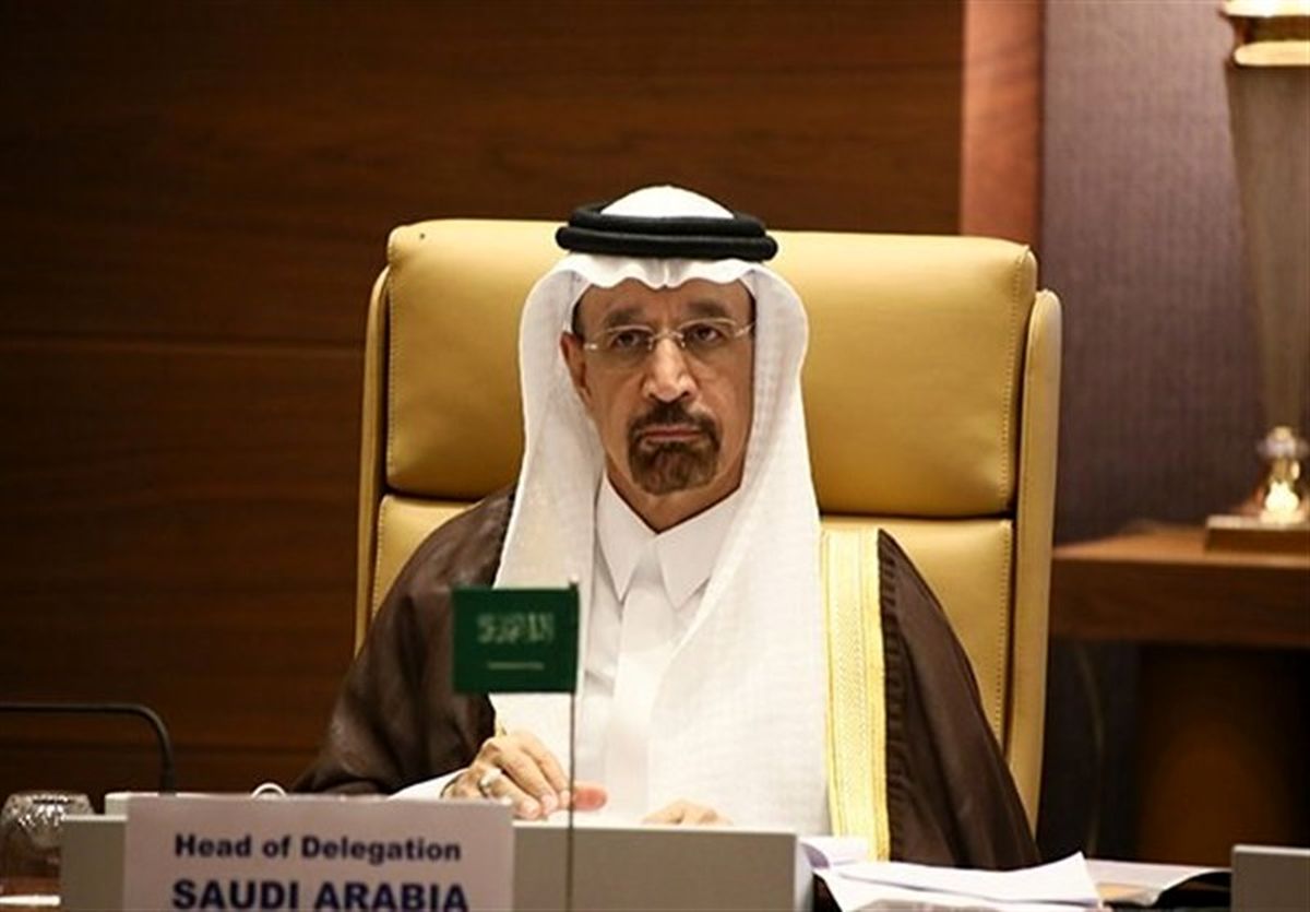 وزیر انرژی عربستان: تولید نفت را باید یک میلیون بشکه در روز کاهش دهیم