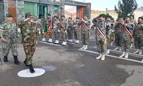 بازدید فرمانده کل ارتش از تیپ ۳۵ واکنش سریع نزاجا
