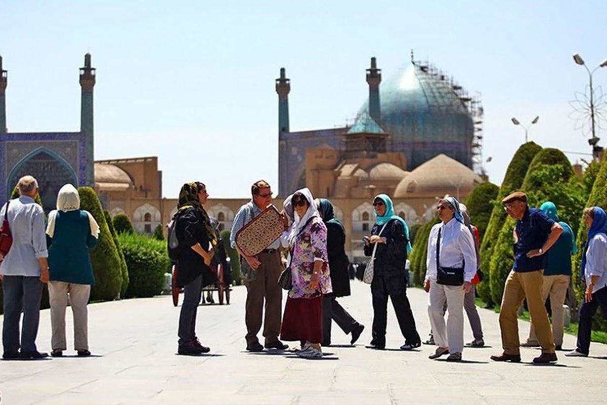 ایران کشوری امن و میهمان نواز برای گردشگران است