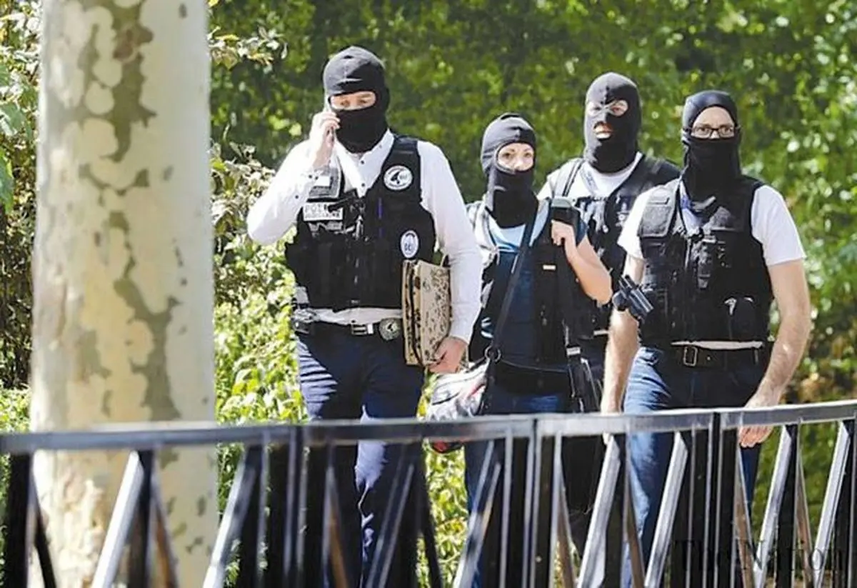 تلفن‌های هوشمند: شمشیر دولبه برای تروریست‌ها