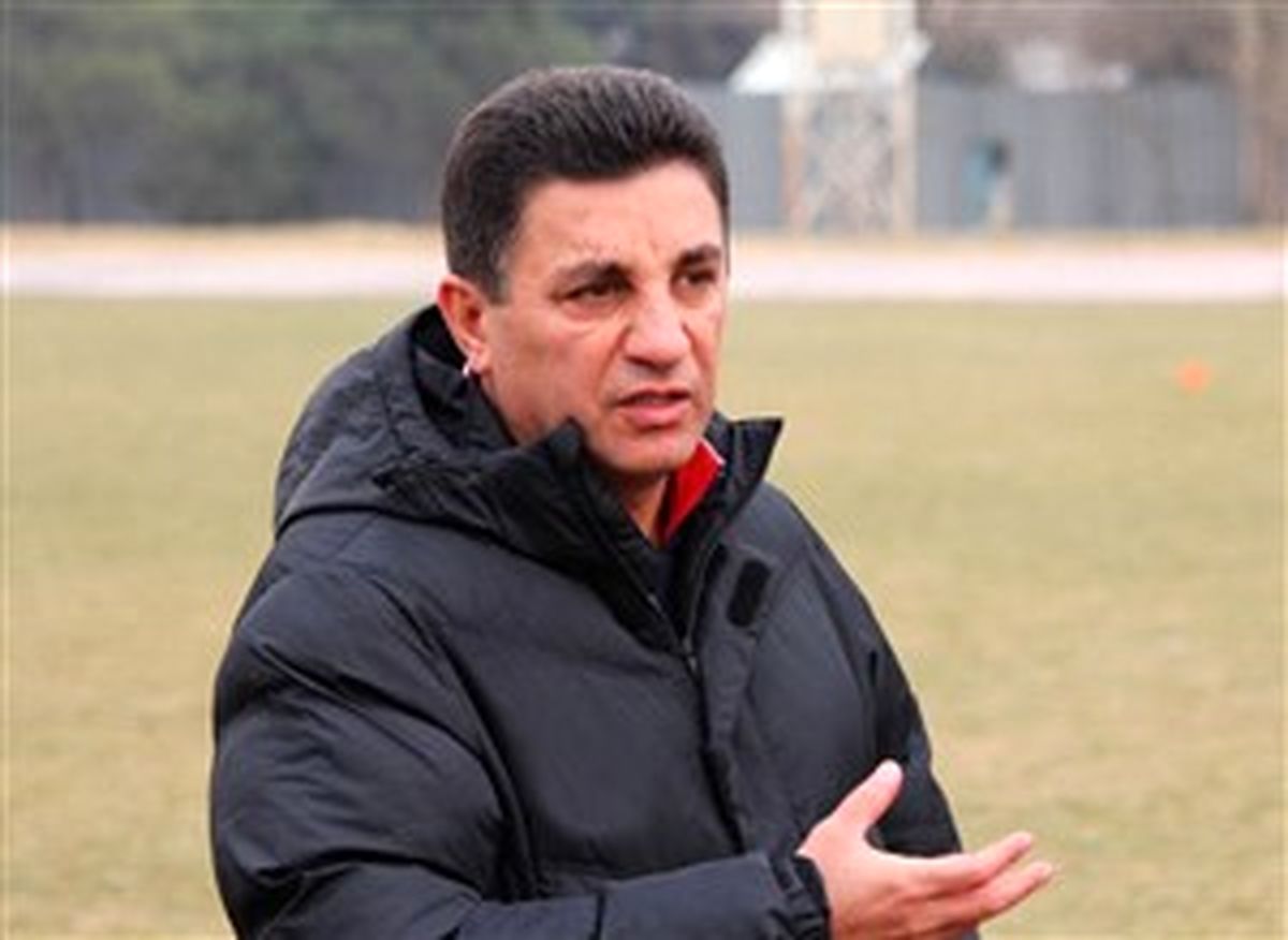 حمله شدید الحن قلعه نویی به وزارت ورزش