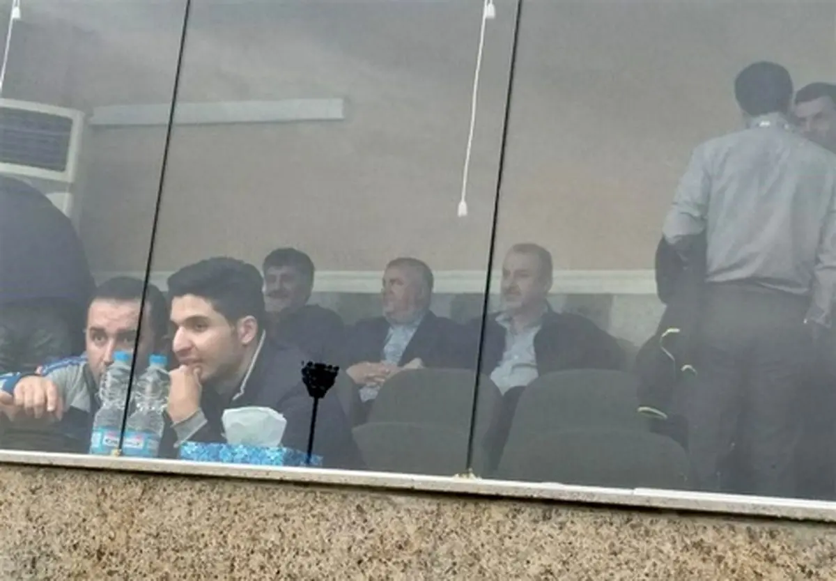 علی پروین دیدار سایپا و ماشین‌سازی از نزدیک تماشا کرد