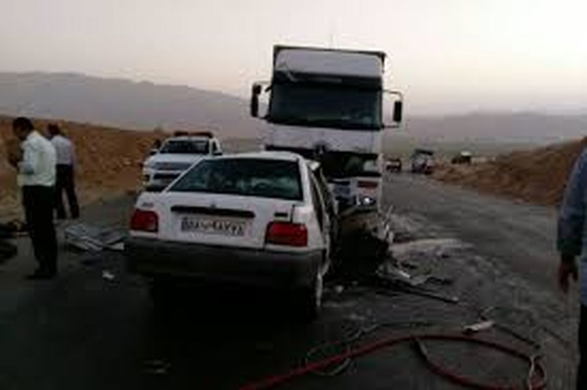 تصادف مرگبار پراید با کامیون در اتوبان زنجان -تبریز