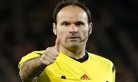 اشتباه عجیب داور بازی بارسلونا - بتیس در تنظیم گزارش بازی