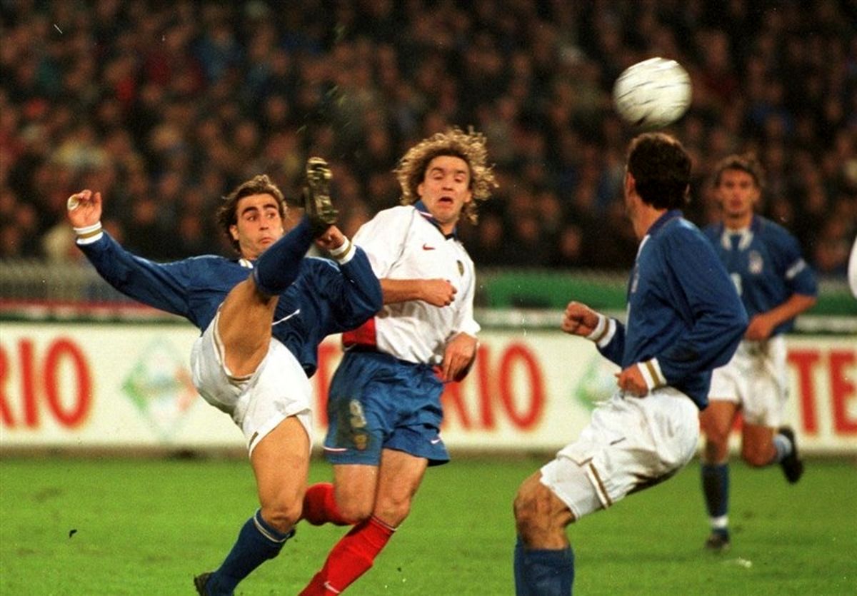تاریخ فوتبال؛ صعود ایتالیا به جام جهانی با بوفون ۱۹ ساله