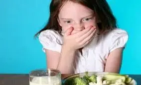 8 دلیل شگفت انگیز بروز حالت تهوع